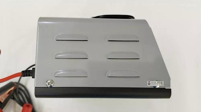 Batterieladegerät 12V 24V 30A
