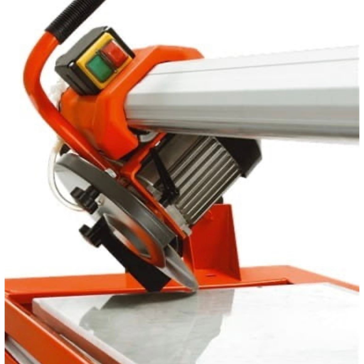 Fliesenschneider Nassschneider 1900W Schneider Fliesen Baustelle