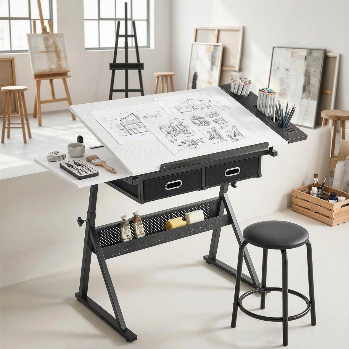 Zeichentisch Hocker
Höhenverstellbarer Architektentisch Tisch Kunst