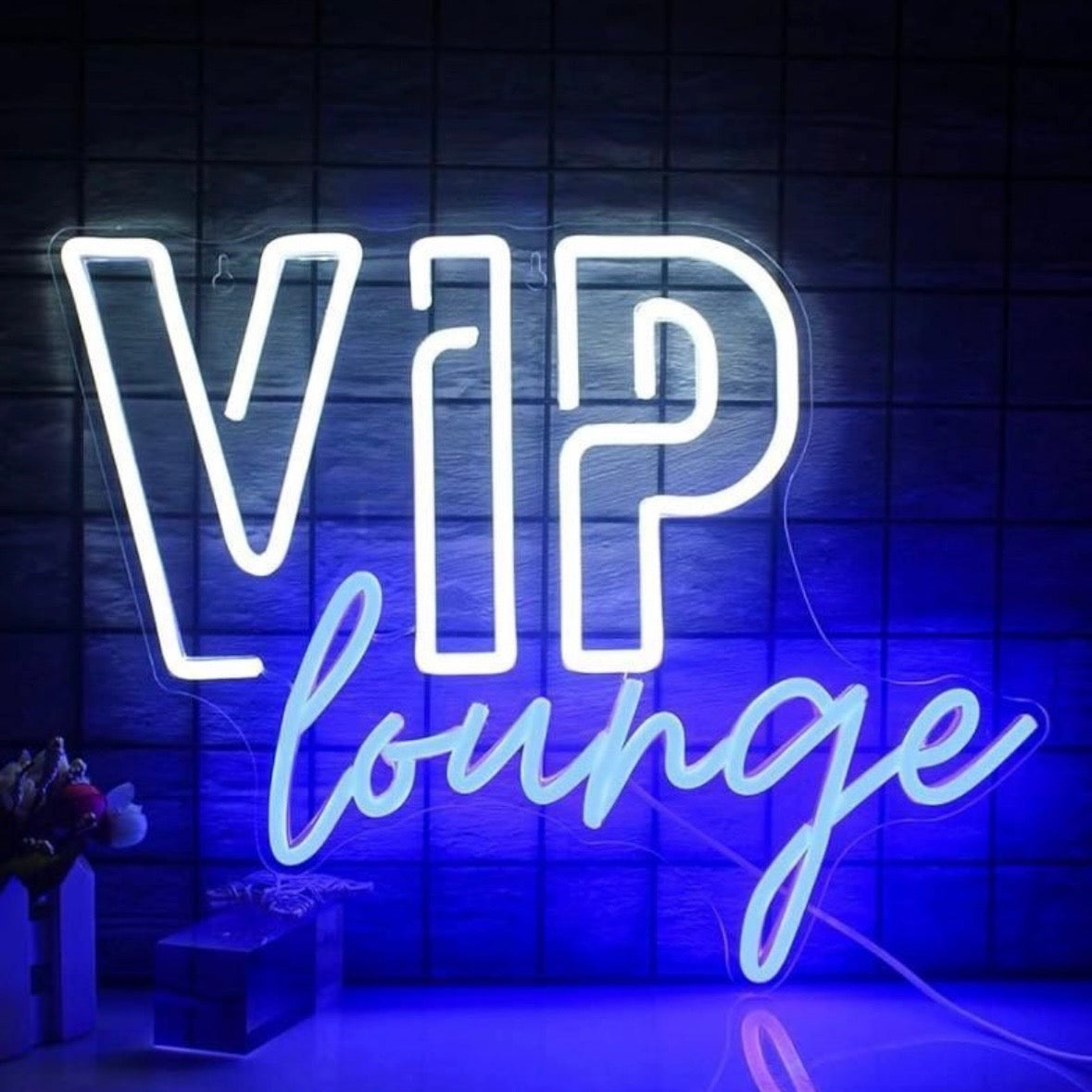 LED Neon Schild VIP Lounge