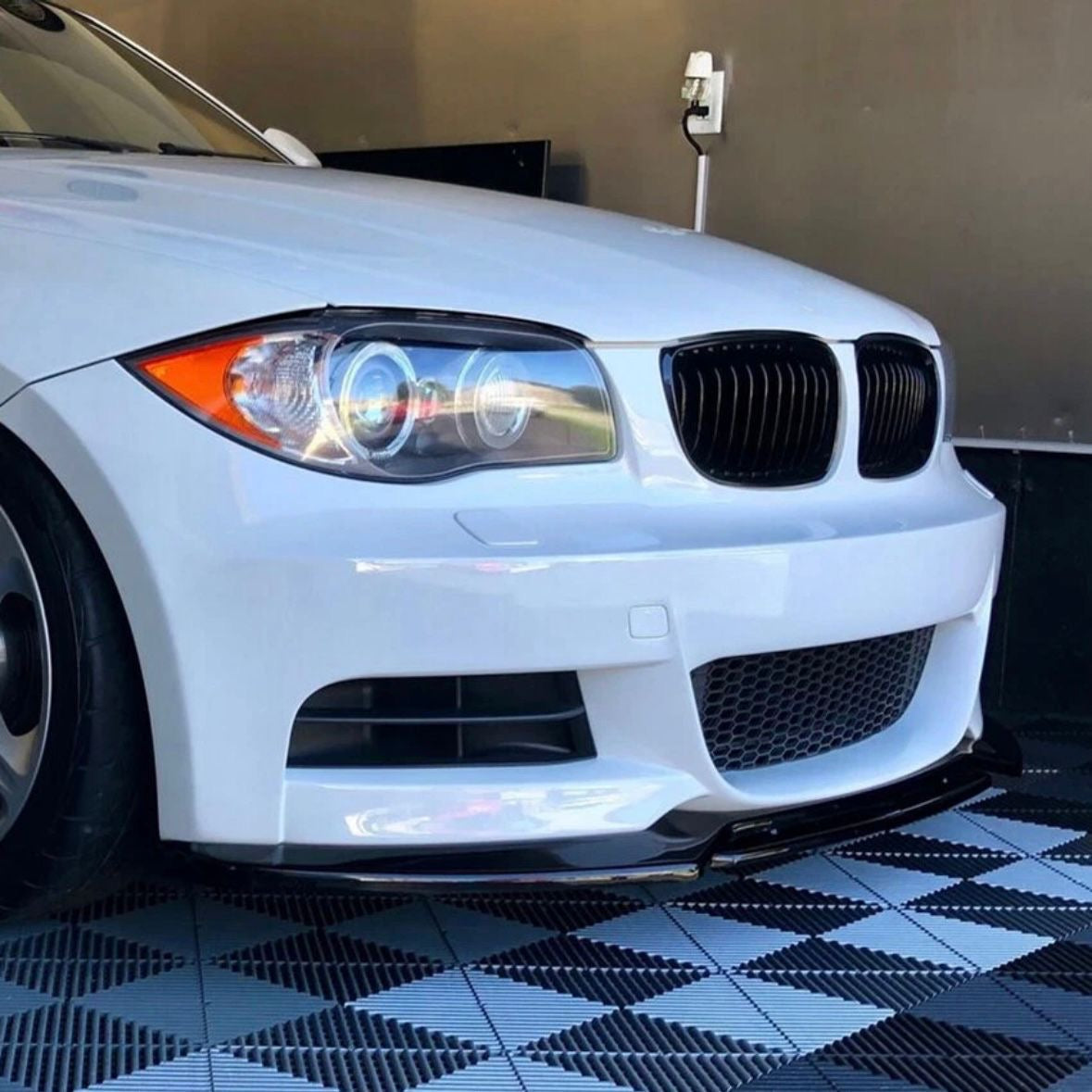 Spoiler Lippe für BMW 1er E82 E88 M-Paket 07-13 Schwarz