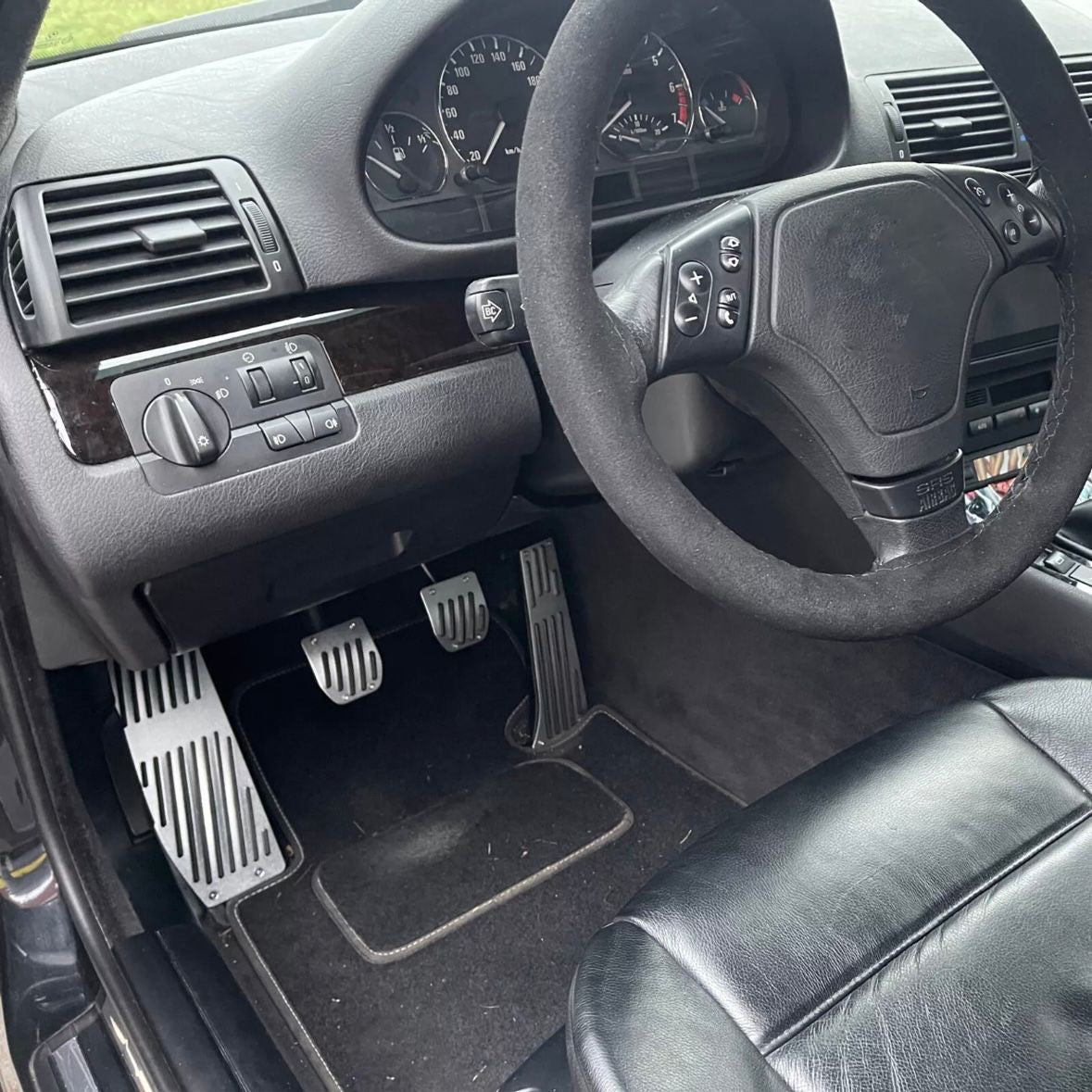 Fußstütze Pedale Pedal Set Für BMW 3er E36 E46 E87 E90 Schaltgetriebe