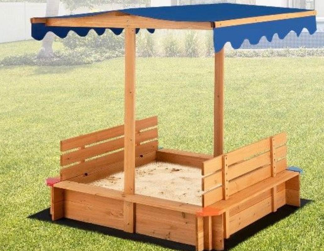 Sandkasten aus Zedernholz mit Dach & Sitzbänken