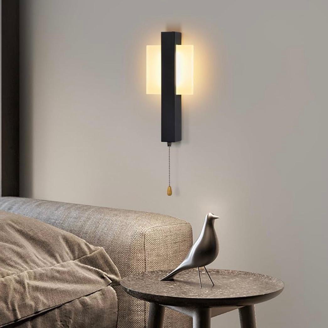 Moderne Wandleuchte mit Zugschalter quadratisches Design