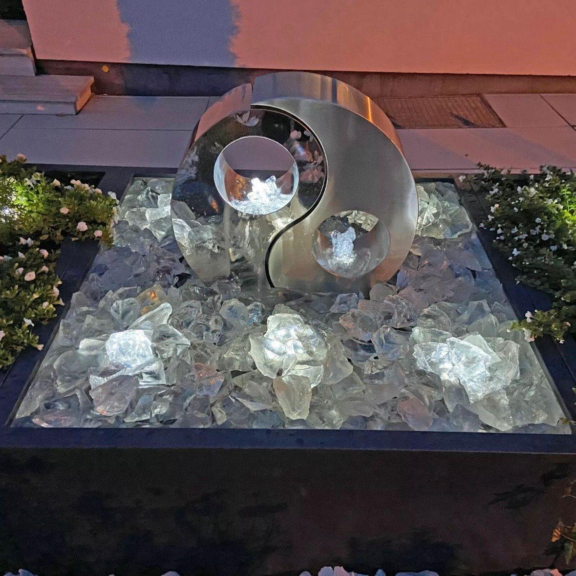 Edelstahl Springbrunnen Yin Yang Gartenbrunnen
