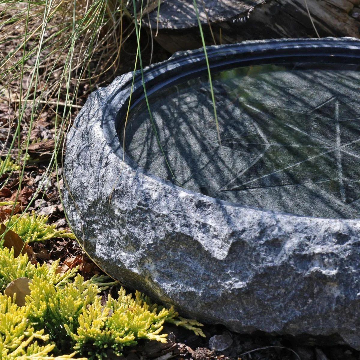 Granit Vogeltränke Windrose Naturstein Vogelbad Garten