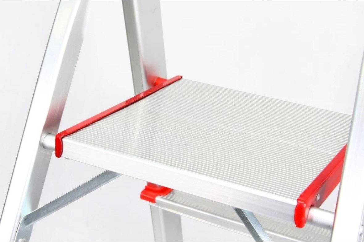 Aluminium-Haushaltsleiter 6 Stufen – Leicht, stabil & klappbar