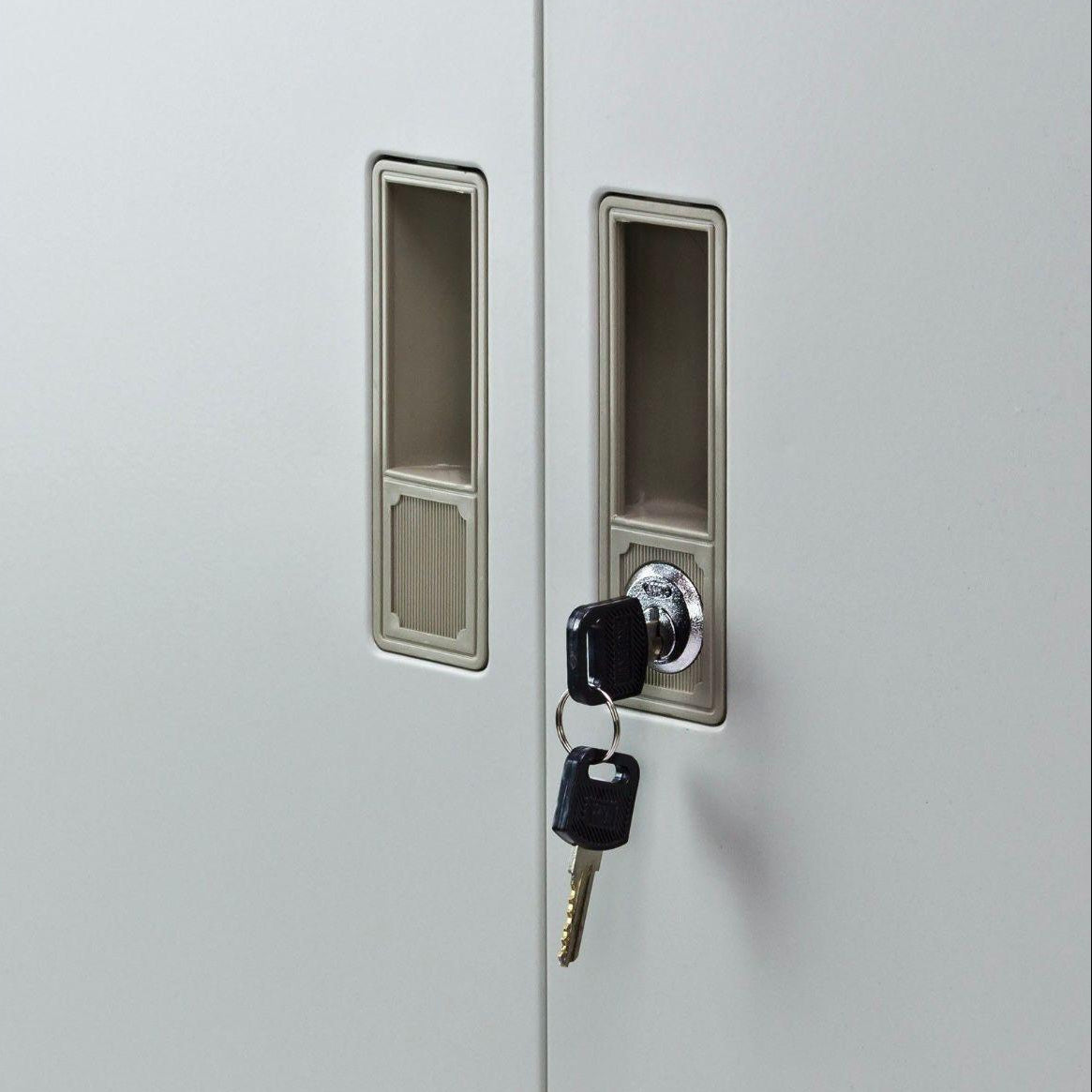 4er-Set Metall-Lagerschränke robust & vielseitig