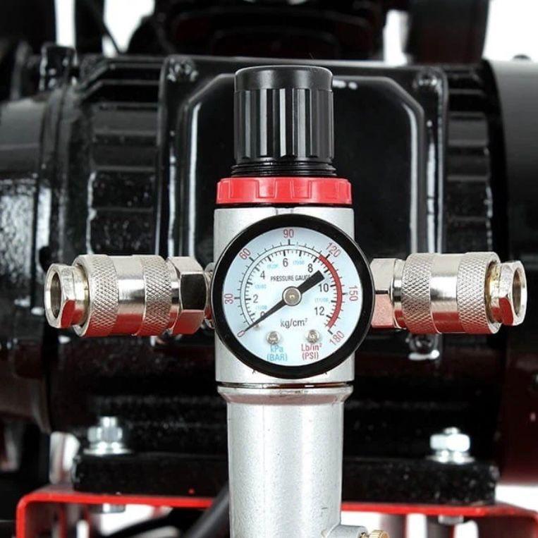 Öl-Kompressor 200L 5,2KM 590l/min 8 bar 400V 2-Zylinder Separator